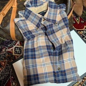 Men’s Tommy Hilfiger plaid shirt